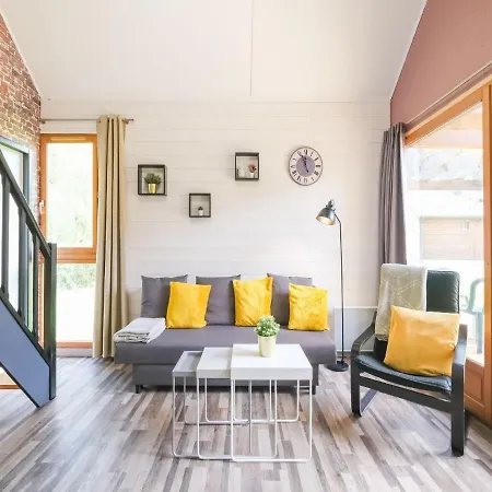 בית נופש Charming Holiday Home In Signy Le Petit With Terrace