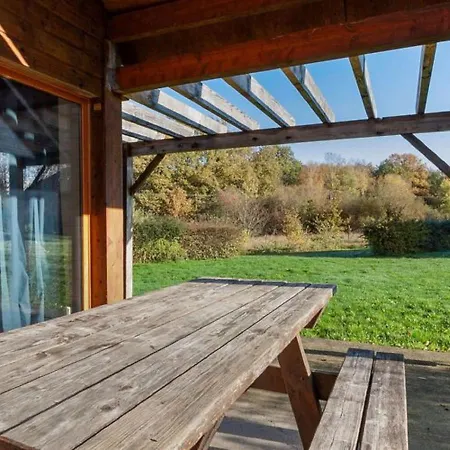 בית נופש Charming Holiday Home In Signy Le Petit With Terrace *
